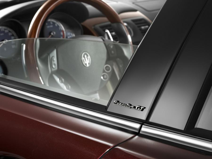  Maserati Quattroporte Executive GT 2005 года  (фото 6 из 18)
